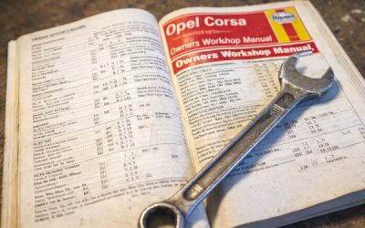 Manuali d’officina: perché sono più importanti degli attrezzi
